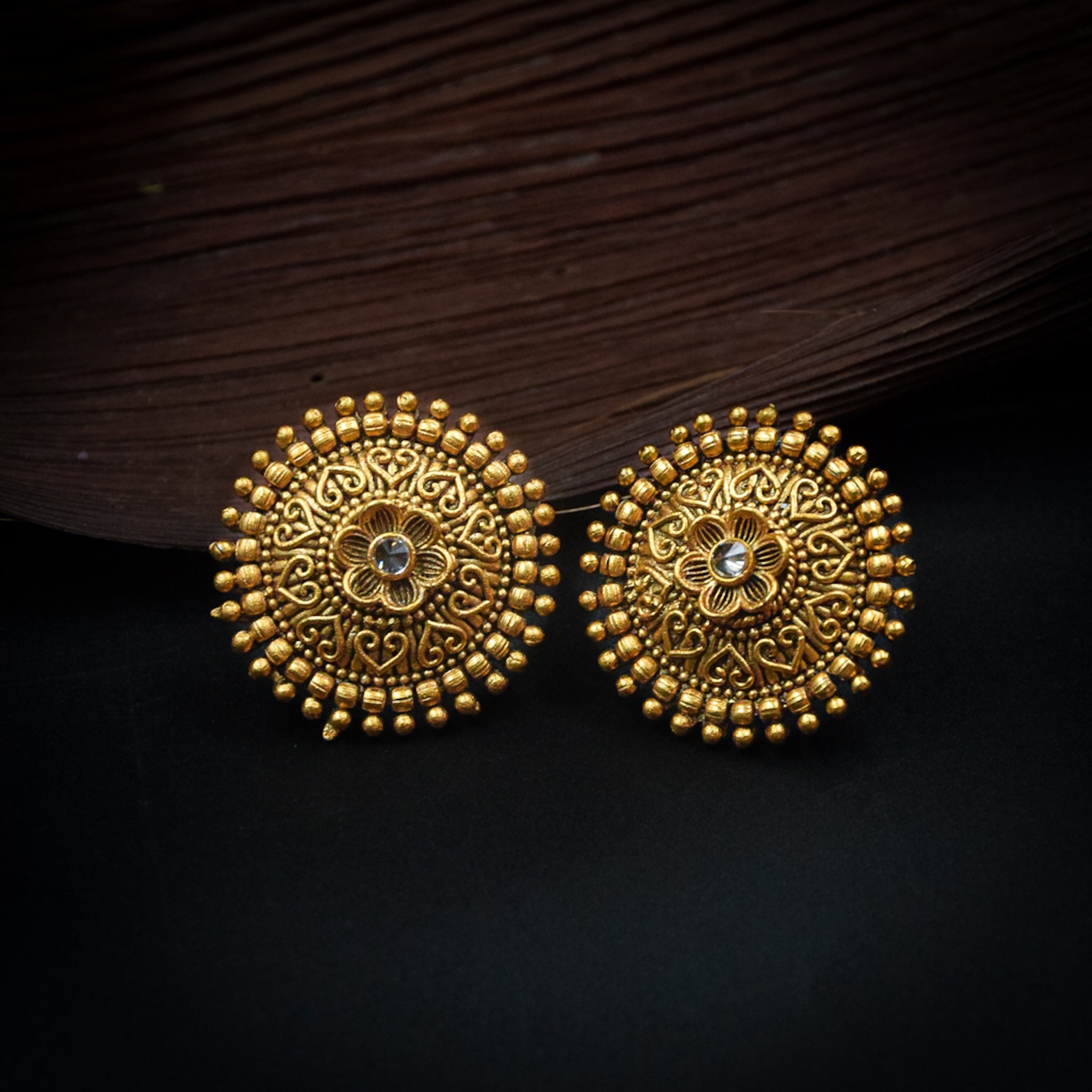 Bollywood Pearl Gold Large Stud Earrings/indian Studs/indian Earrings/indian  /kundan Studs/sabyasachi Studs/bridal Jewelry/indian Wedding - Etsy
